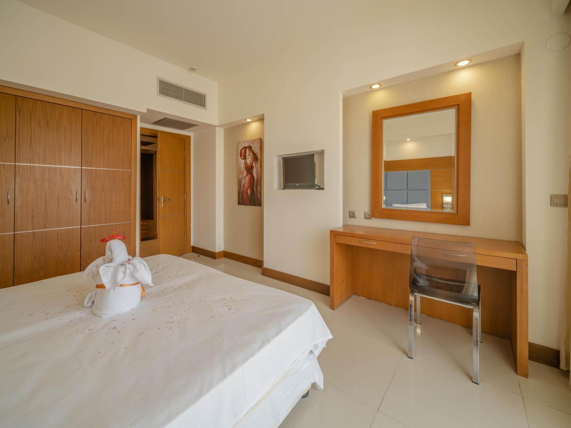Sunshine Rhodes Hotel Ialysos  Exterior foto